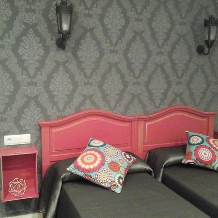 Hostal Don Alfonso Madrid Esterno foto