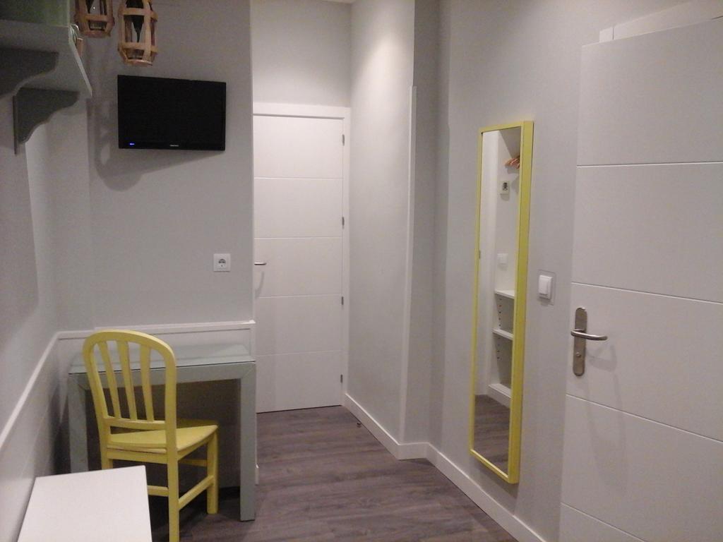 Hostal Don Alfonso Madrid Esterno foto